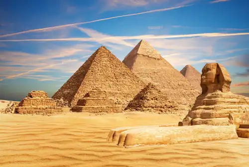 Pirámides y Esfinge de Giza